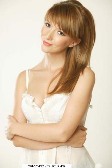 adela popescu poze